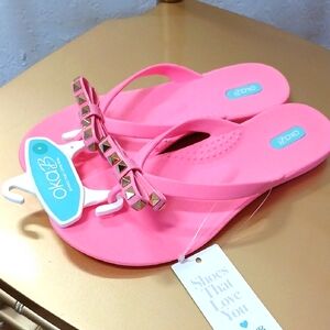 NWT OKA b. Women's Chase Electric Pink Bow Stud Sandals